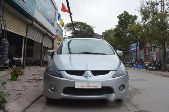 Chợ ô tô Hà Nội bán Mitsubishi Grandis 2.4AT đời 2005, màu bạc