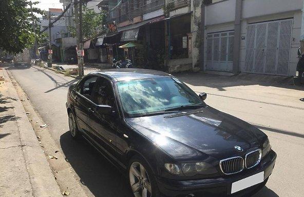 Xe BMW 3 Series 325i đời 2006, màu đen