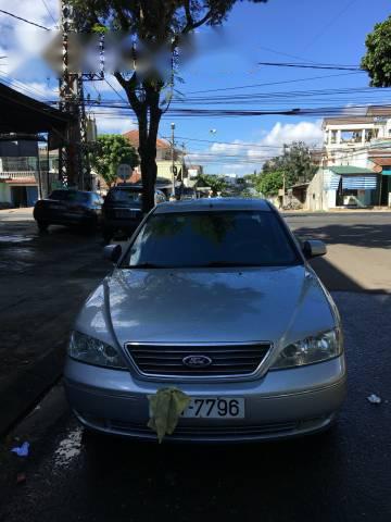 Cần bán xe cũ Ford Mondeo 2003 số tự động, giá chỉ 255 triệu