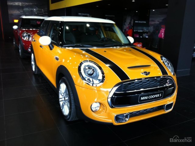 Bán xe Mini Cooper S 5 cửa mới chính hãng, bảo hành toàn quốc, giao xe ngay