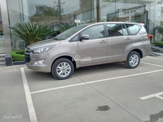 Toyota Innova 2017 - Innova 2.0E giá tốt - Đại Lý Toyota Mỹ Đình/ Hotline: 0973.306.136