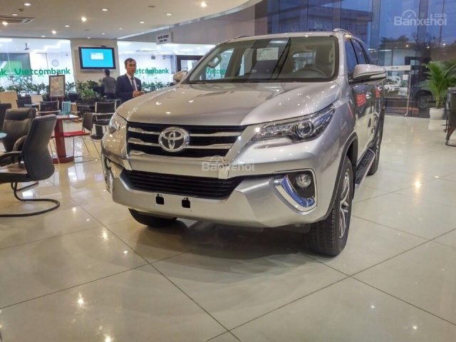 Mua xe Fortuner giá tốt - Hỗ trợ mua xe trả góp, giao xe ngay trong ngày - đại lý Toyota Mỹ Đình