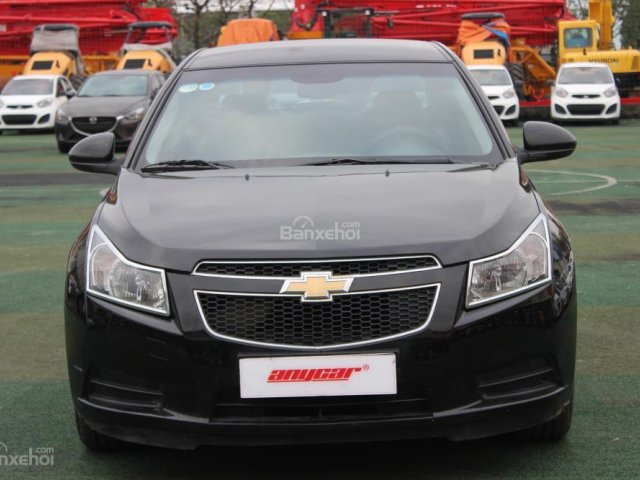 Bán xe Chevrolet Cruze LS đời 2011, màu đen, giá thương lượng