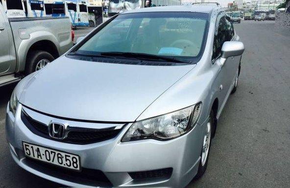 Bán Honda Civic MT năm 2011, màu bạc số sàn, 530tr