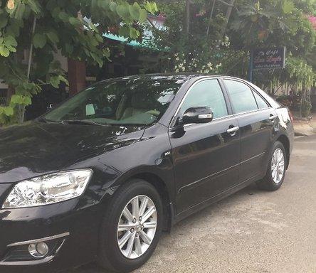 Cần bán lại xe Toyota Camry đời 2008, màu đen chính chủ