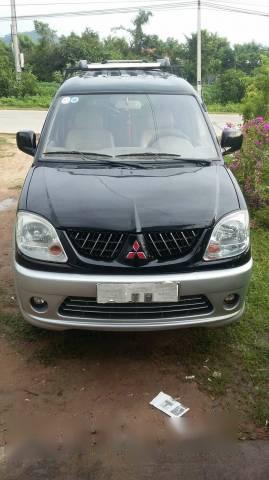 Cần bán lại xe cũ Mitsubishi Jolie 2005, màu đen, giá tốt