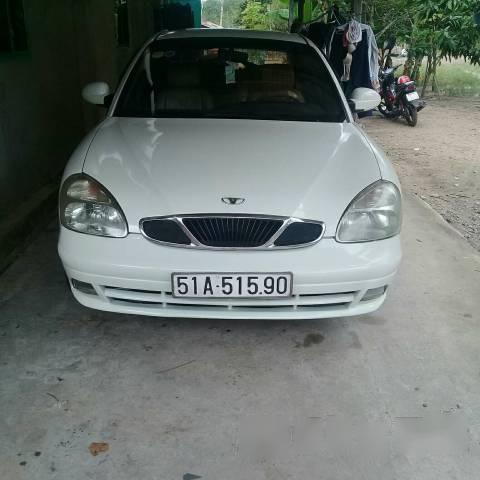 Bán xe cũ Daewoo Nubira II đời 2002, màu trắng