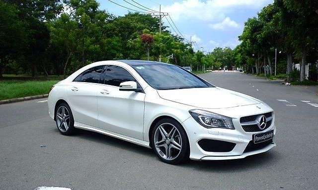 Bán Mercedes CLA 250 đời 2014, màu trắng