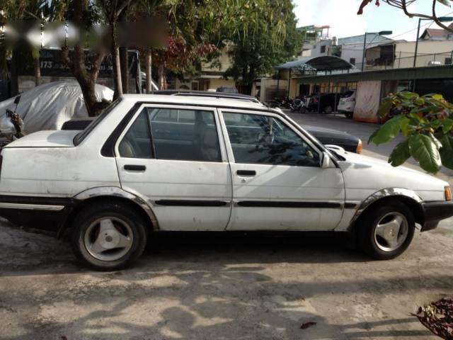 Cần bán xe Toyota Corolla đời 1985, giá chỉ 35 triệu