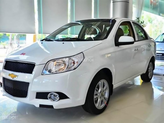 Bán xe Chevrolet Aveo LT năm 2017, màu trắng