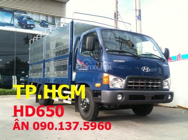 Tp.HCM Hyundai HD650 xe tải 6.5 tấn, màu xanh lam, mui bạt tôn kẽm