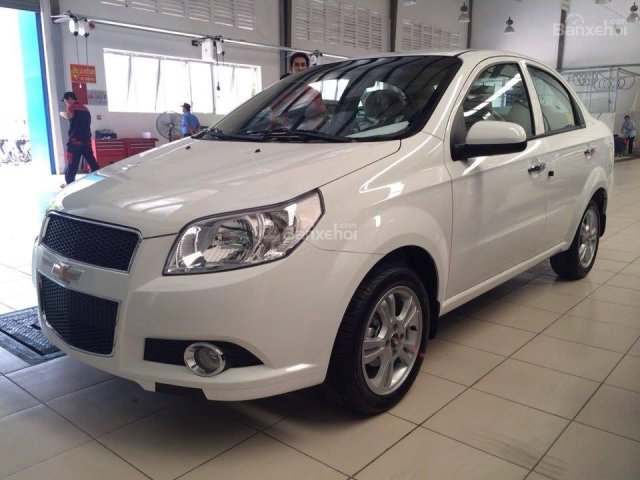 Aveo LT 2017 1.4L, chạy gia đình hoặc thuê dịch vụ kiếm thêm thu nhập. LH 090 100 3969 để được giảm giá khi mua xe