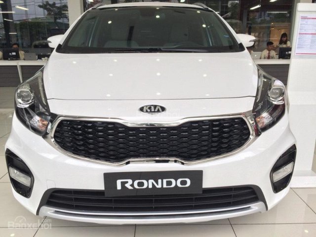 Bán Kia Rondo năm 2017, màu trắng, mới 100% vay 80% không chứng minh thu nhập