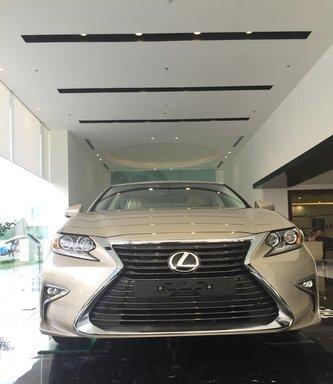 Bán ô tô Lexus ES 350 đời 2017, nhập khẩu chính hãng