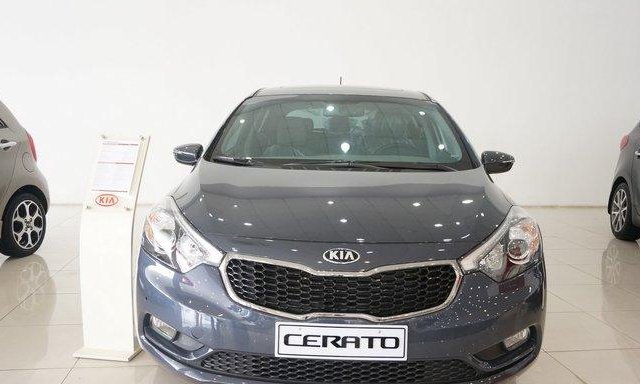 Bán xe Kia Cerato AT đời 2017, giá chỉ 612 triệu