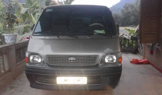 Bán xe Toyota Hiace đời 2000