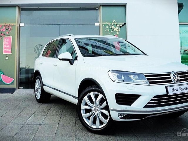 Bán ô tô Volkswagen Touareg GP đời 2014, màu trắng, nhập khẩu, chỉ còn 1 chiếc duy nhất. Ưu đãi 345 tr, LH: 0978877754