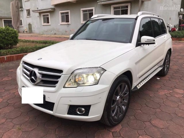 Bán Mercedes GLK 280 4Matic 2009, mầu trắng