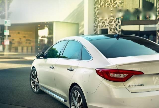 Cần bán Hyundai Sonata năm 2016, màu kem (be), nhập khẩu