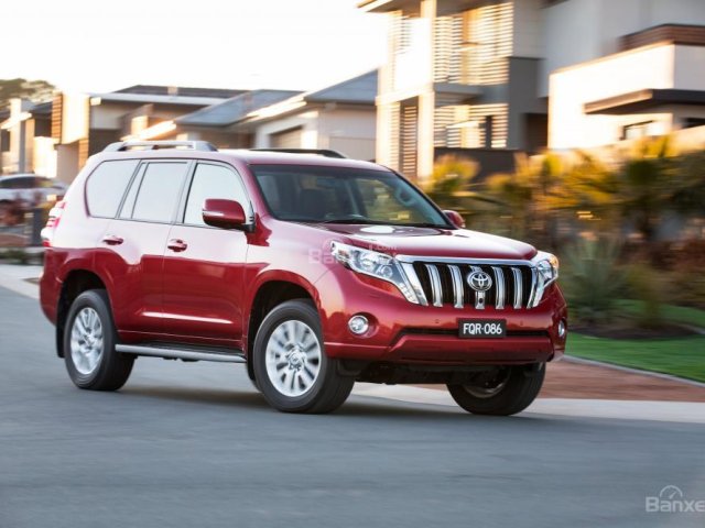 Toyota Land Cruiser Prado đỏ - nhập khẩu nguyên chiếc Nhật Bản, xe giao ngay/ hotline: 0973.306.136