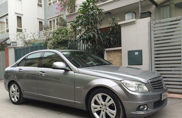 Bán Mercedes C200 2009, màu xám, nhập khẩu nguyên chiếc số tự động