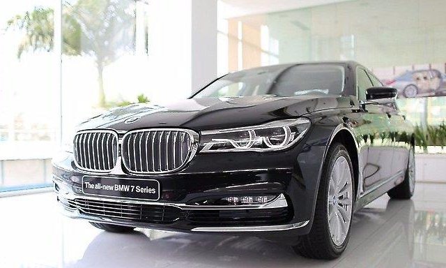 Bán BMW 7 Series 740Li đời 2017, màu đen