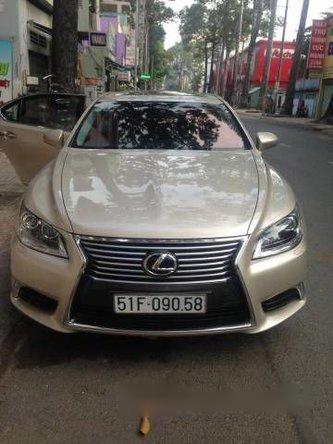 Bán Lexus LS 460L đời 2014, màu vàng số tự động