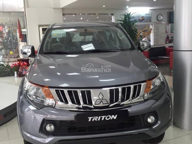 Bán Mitsubishi Triton 4x2 MT đời 2018, màu xám (ghi), nhập khẩu