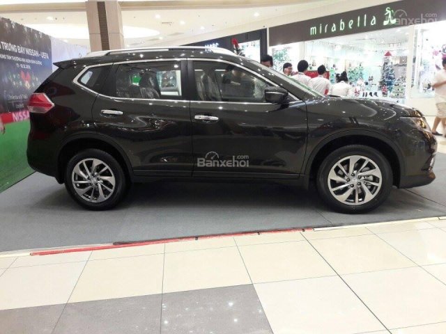 Bán Nissan X Trail 2.0 SL Premiul, xe giao ngay. Liên hệ 0949125868