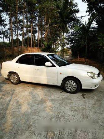 Bán xe Daewoo Nubira MT đời 2003, màu trắng, giá tốt