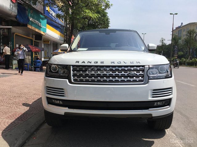 Bán LandRover Range Rover HSE đời 2017, màu trắng, nóc đen, nhập khẩu nguyên chiếc