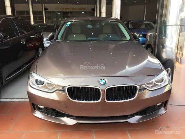 Bán ô tô BMW 320i đời 2014, màu nâu, nhập khẩu nguyên chiếc