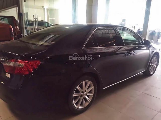 Cần bán lại xe Toyota Camry G đời 2013, màu đen xe gia đình, 995 triệu