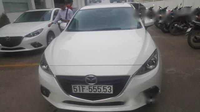 Bán xe Mazda 3 đời 2015, màu trắng, 680tr