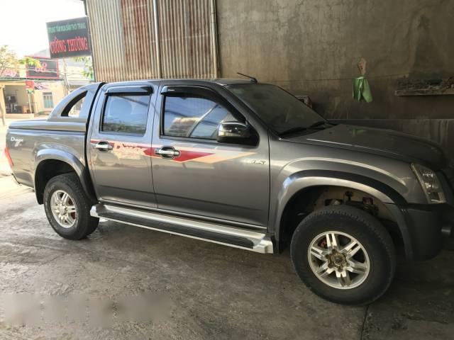 Cần bán xe Isuzu Dmax đời 2010, màu xám, 350tr