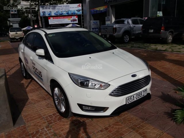 Xe Ford 5 chỗ an toàn và thông minh nhất phân khúc - Xe giao ngay