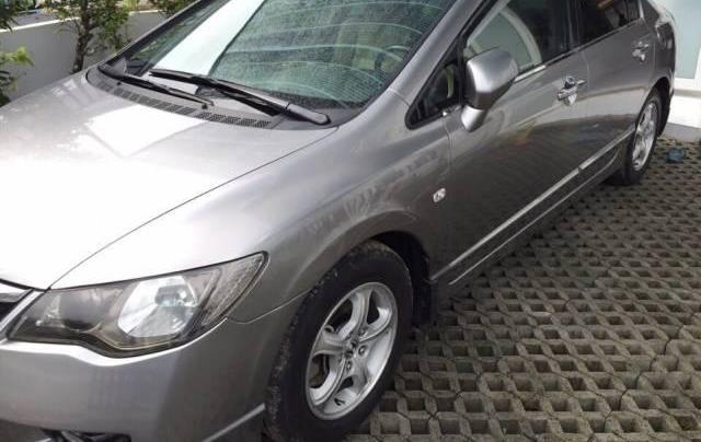 Cần bán lại xe Honda Civic 1.8 AT năm 2010, màu xám