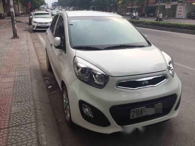 Cần bán Kia Picanto đời 2013, màu trắng, nhập khẩu chính hãng, giá bán 366tr