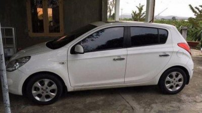 Bán ô tô Hyundai i20 đời 2011, màu trắng, nhập khẩu chính hãng