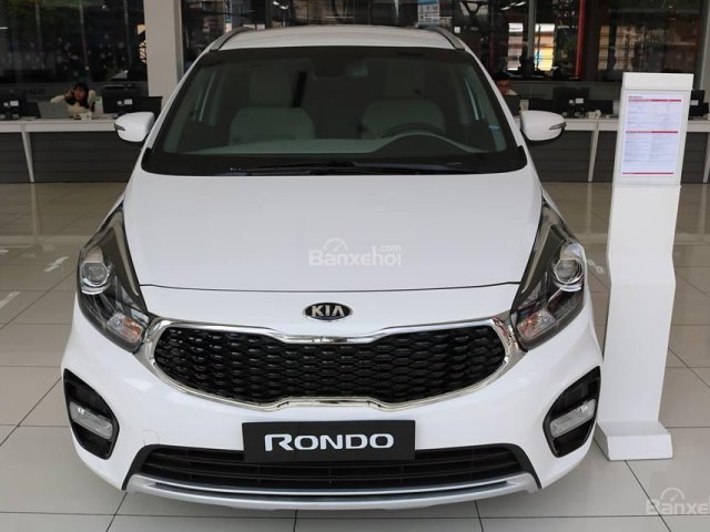 Cần bán xe KIA Rondo 2018, phiên bản số tự động, giá chỉ 669 triệu