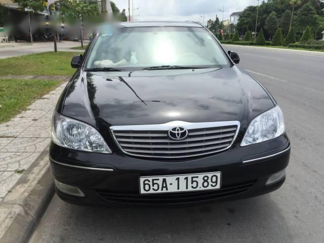 Cần bán lại xe Toyota Camry 2.4 năm 2004, 425 triệu