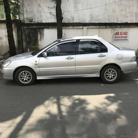 Bán Mitsubishi Lancer đời 2003 xe gia đình, giá 250tr