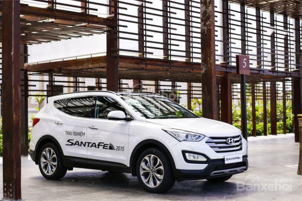 Hyundai BG cần bán xe Hyundai Santa Fe máy dầu 2018, màu trắng, bản đặc biệt. Trưởng phòng KD: Mr Trung 0941.367.999