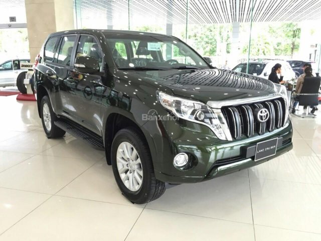 Toyota Prado xanh lục 2017 - Nhập khẩu nguyên chiếc từ Nhật Bản - Hỗ trợ lên đời xe cũ/ hotline: 0973.306.136