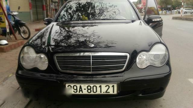 Bán xe Mercedes C200 đời 2003, màu đen