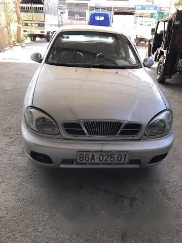 Bán xe cũ Daewoo Lanos sản xuất 2001, màu trắng