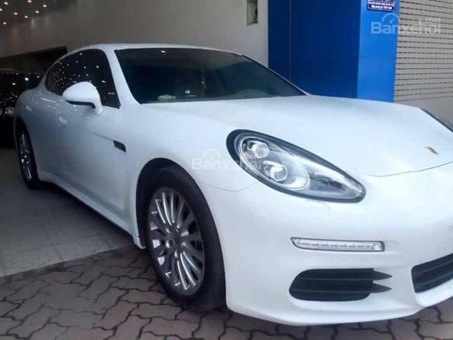 Bán Porsche Panamera đời 2015, màu trắng, xe nhập