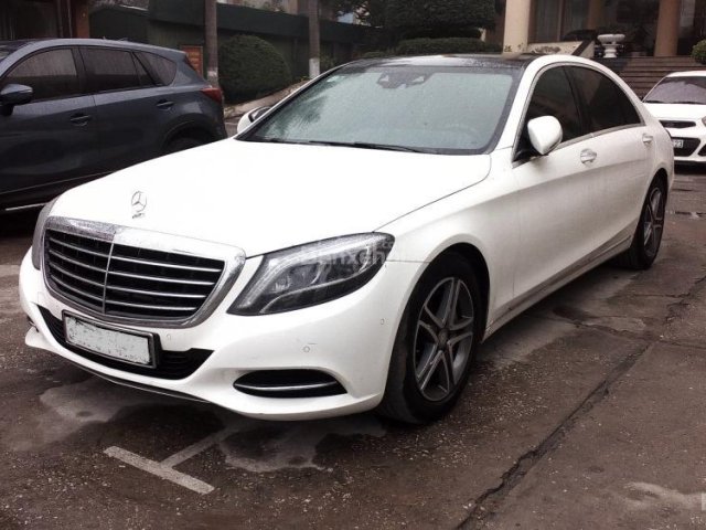 Bán xe Mercedes S400 trắng 2014