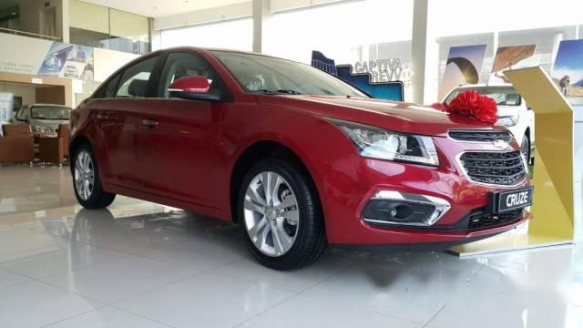 Cần bán Chevrolet Cruze đời 2016, màu đỏ, giá 699tr