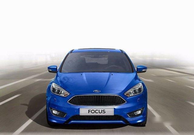 Cần bán xe Ford Focus Sport 1.5L Ecoboost đời 2017, giá thấp0